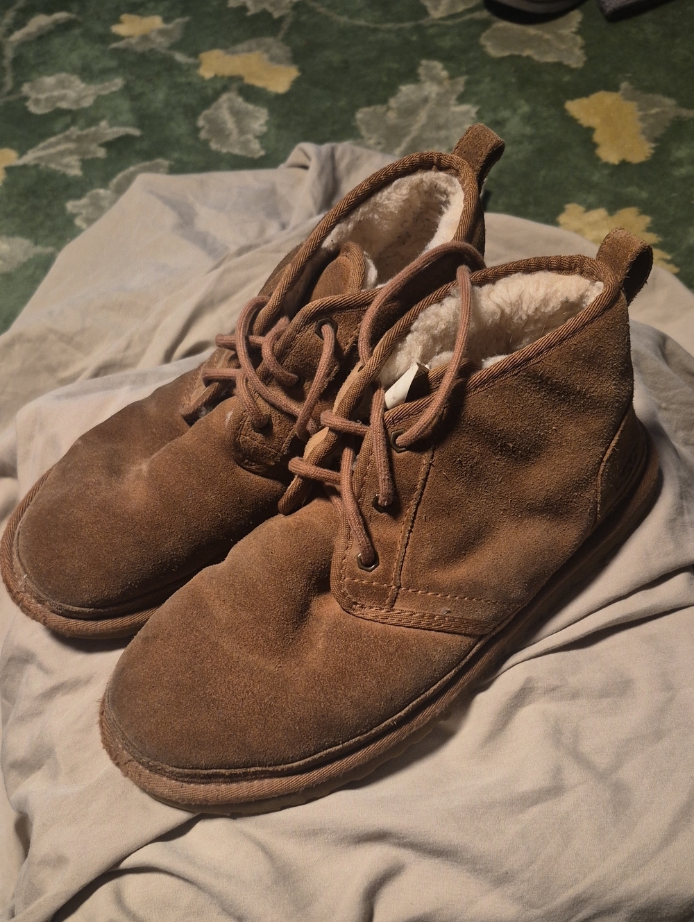 UGG Brown Suede Lace-Up Winter Boots with Shearling Lining